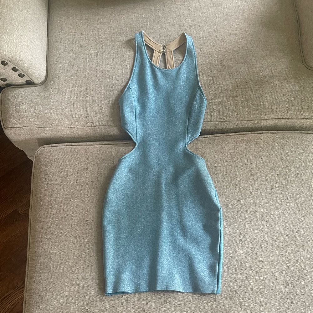 Elegant Light Blue Shimmer Sleeveless Dress
